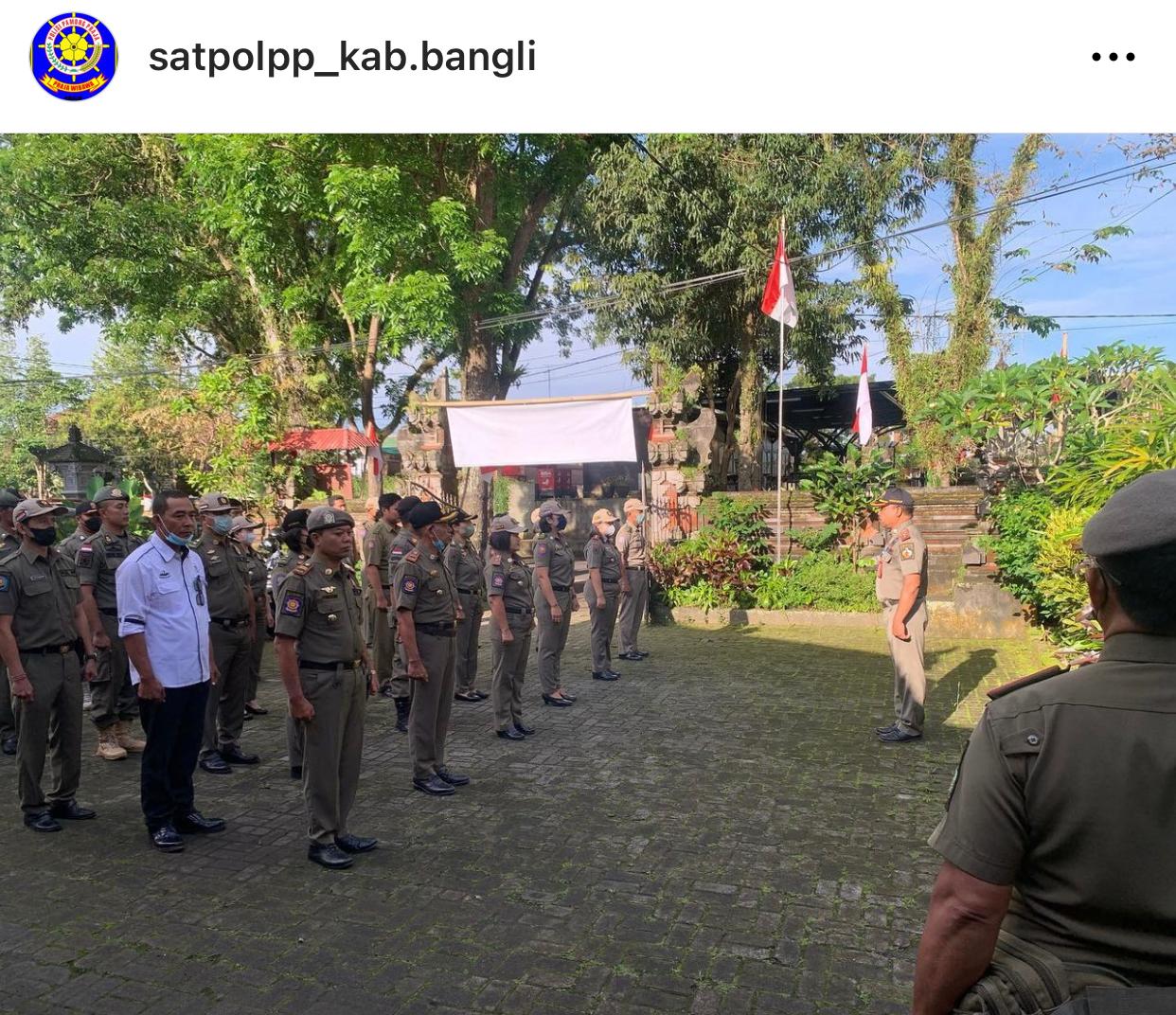 Giat apel pagi di skretariat